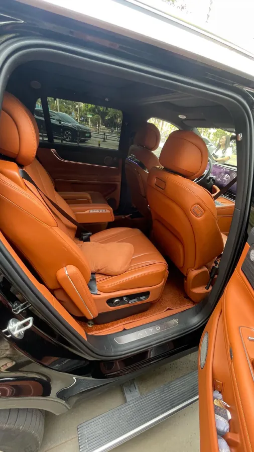 2024 AITO AITO M9 1.5T 152HP L4 REEV 42KWH,autocango,china used car exporter,china ev exporter,chinese used car exporter,chinese used ev exporter