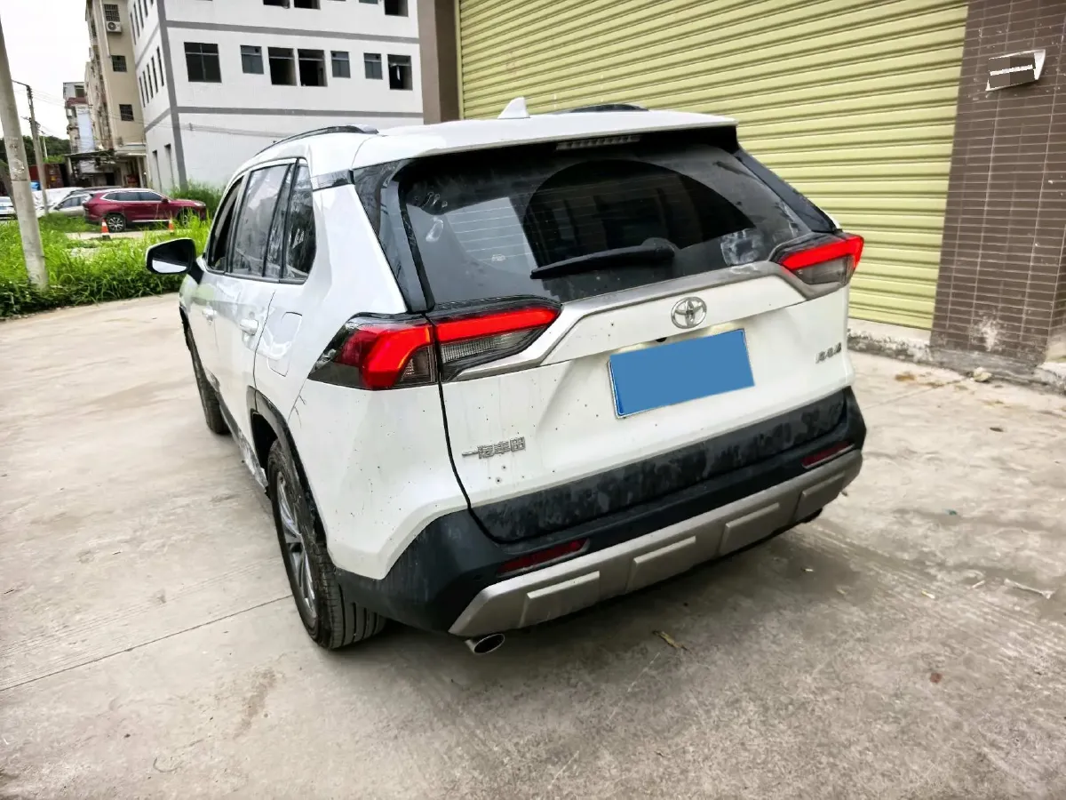 2024 Toyota RAV4 2.0L 171HP L4 CVT,autocango,china used car exporter,china ev exporter,chinese used car exporter,chinese used ev exporter