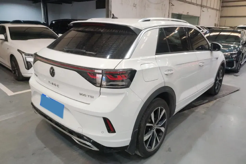 2023 Volkswagen T-Roc 1.5T 160HP L4 7DCT,autocango,china used car exporter,china ev exporter,chinese used car exporter,chinese used ev exporter