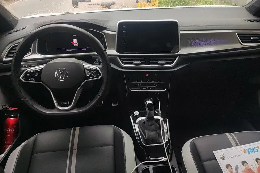 2023 Volkswagen T-Roc 1.5T 160HP L4 7DCT,autocango,china used car exporter,china ev exporter,chinese used car exporter,chinese used ev exporter