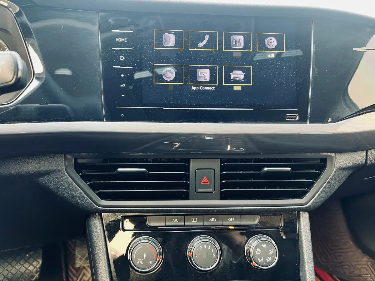 2021 Volkswagen Bora 1.5L 113HP L4 6AT,autocango,china used car exporter,china ev exporter,chinese used car exporter,chinese used ev exporter