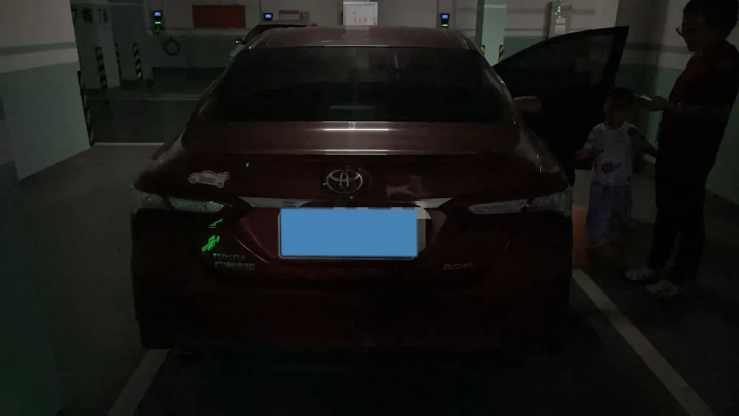 2018 Toyota Camry 2.0L 169HP L4 6AT,autocango,china used car exporter,china ev exporter,chinese used car exporter,chinese used ev exporter