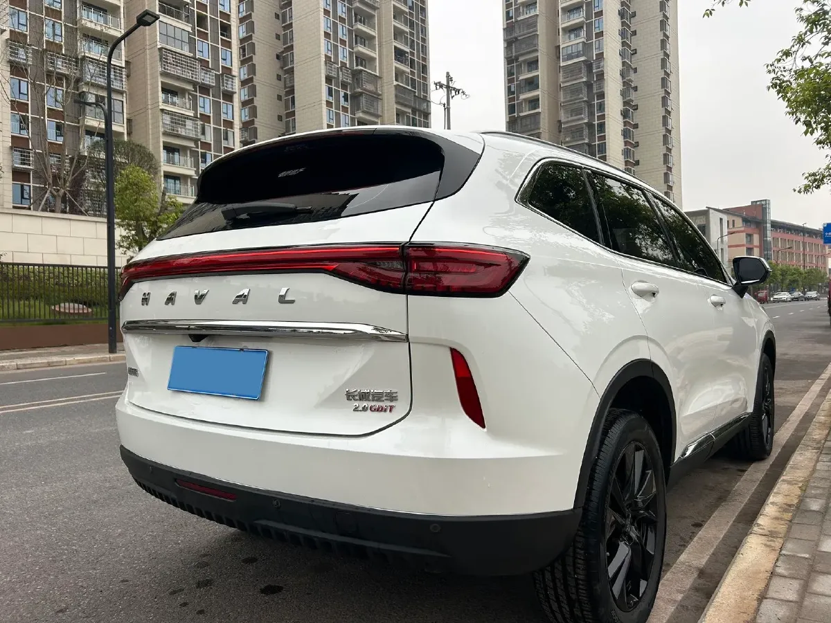 2021 Haval H6 2.0T 211HP L4 7DCT,autocango,china used car exporter,china ev exporter,chinese used car exporter,chinese used ev exporter