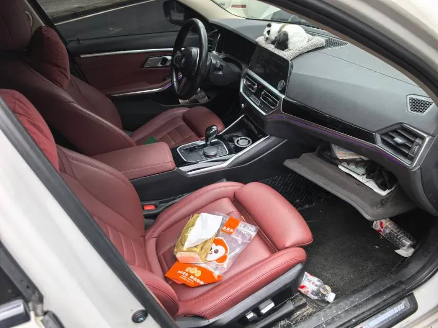 2021 BMW 3 Series 2.0T 156HP L4 8AT,autocango,china used car exporter,china ev exporter,chinese used car exporter,chinese used ev exporter