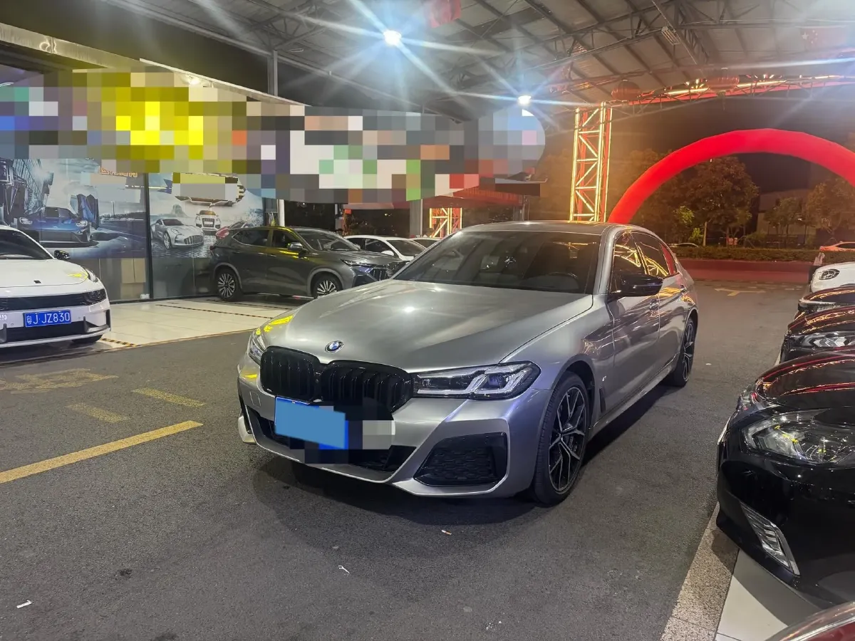 2021 BMW 5 Series 2.0T 252HP L4 8AT,autocango,china used car exporter,china ev exporter,chinese used car exporter,chinese used ev exporter