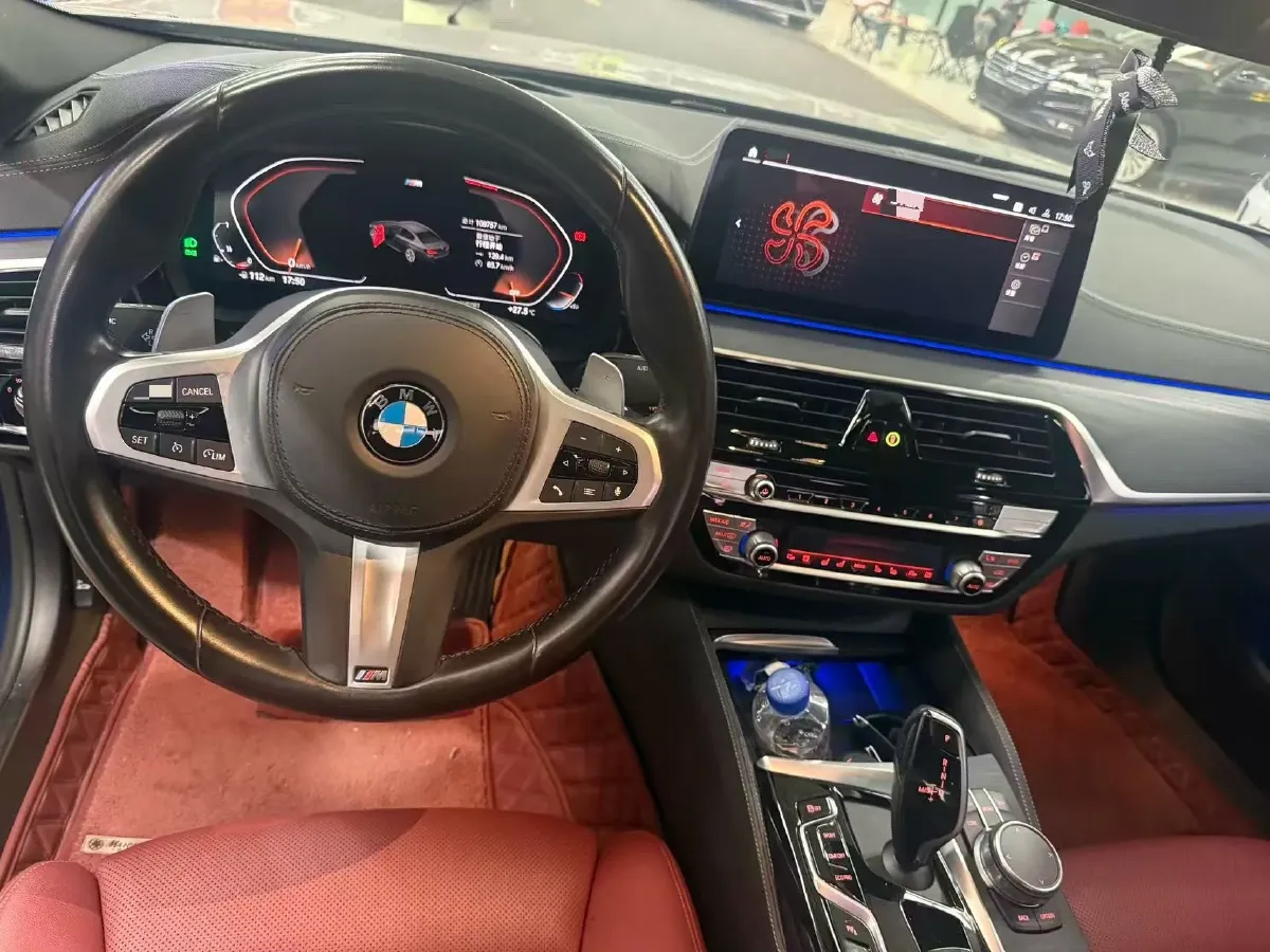 2021 BMW 5 Series 2.0T 252HP L4 8AT,autocango,china used car exporter,china ev exporter,chinese used car exporter,chinese used ev exporter