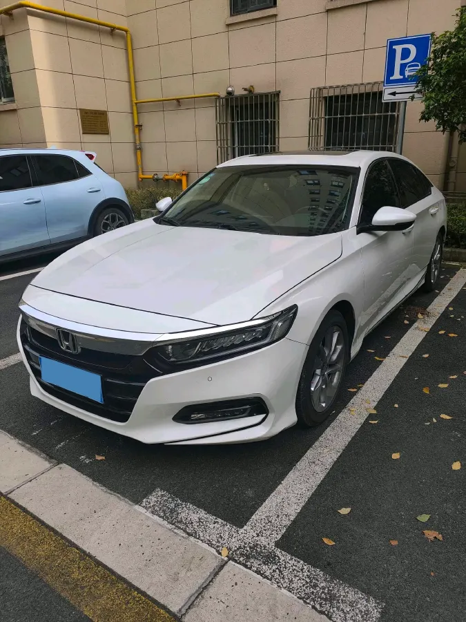 2018 Honda Accord 1.5T 194HP L4 CVT,autocango,china used car exporter,china ev exporter,chinese used car exporter,chinese used ev exporter
