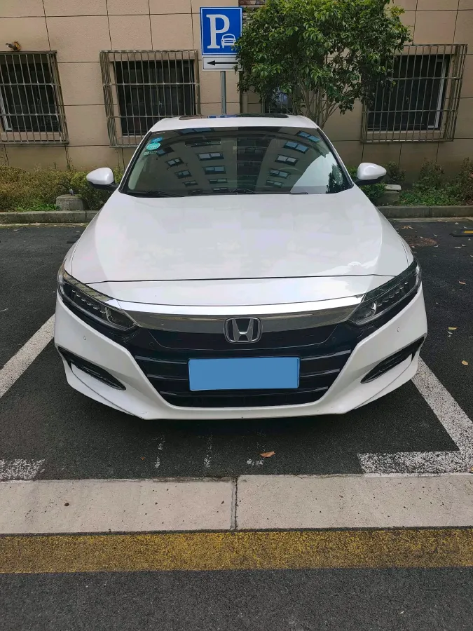 2018 Honda Accord 1.5T 194HP L4 CVT,autocango,china used car exporter,china ev exporter,chinese used car exporter,chinese used ev exporter