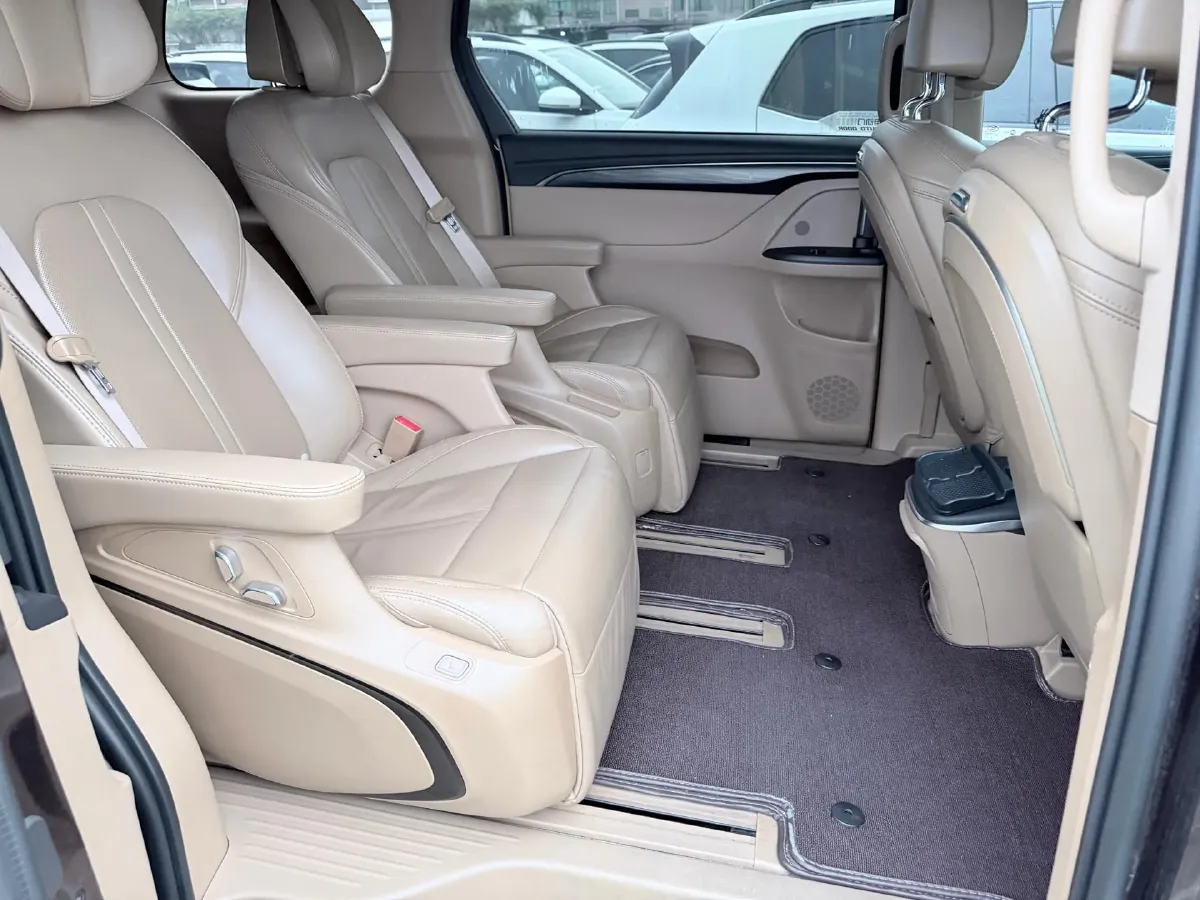 2020 Buick GL8 2.0T 237HP L4 9AT,autocango,china used car exporter,china ev exporter,chinese used car exporter,chinese used ev exporter