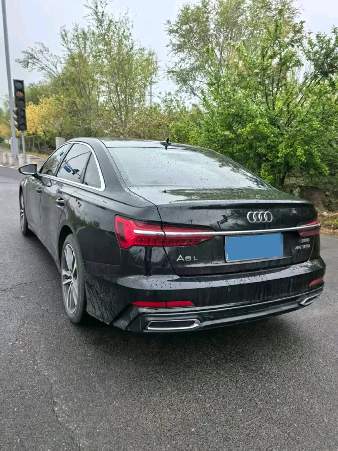 2019 Mercedes-Benz E Class 1.5T 184HP L4 9AT,autocango,china used car exporter,china ev exporter,chinese used car exporter,chinese used ev exporter