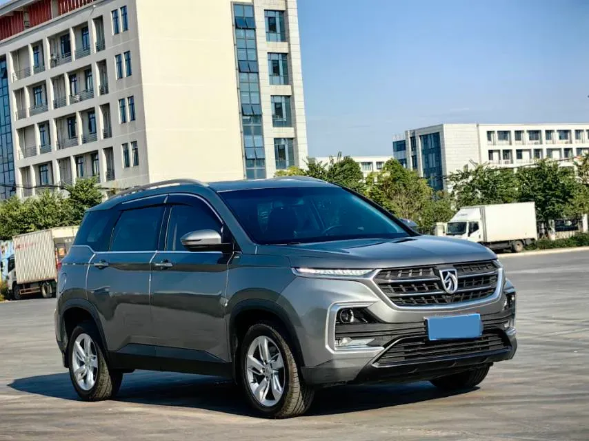 2019 BaoJun 530 1.5T 151HP L4 CVT,autocango,china used car exporter,china ev exporter,chinese used car exporter,chinese used ev exporter