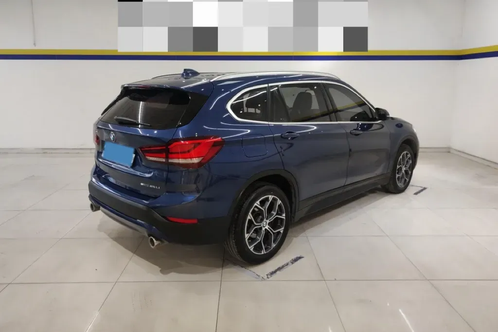 2022 BMW X1 2.0T 192HP L4 7DCT,autocango,china used car exporter,china ev exporter,chinese used car exporter,chinese used ev exporter
