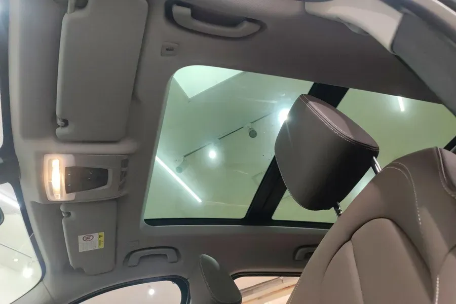 2022 BMW X1 2.0T 192HP L4 7DCT,autocango,china used car exporter,china ev exporter,chinese used car exporter,chinese used ev exporter