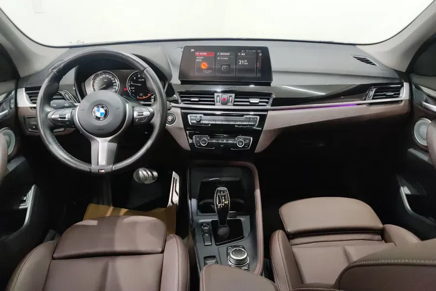 2022 BMW X1 2.0T 192HP L4 7DCT,autocango,china used car exporter,china ev exporter,chinese used car exporter,chinese used ev exporter