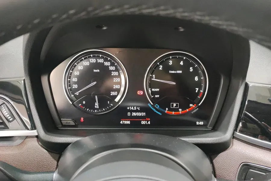 2022 BMW X1 2.0T 192HP L4 7DCT,autocango,china used car exporter,china ev exporter,chinese used car exporter,chinese used ev exporter