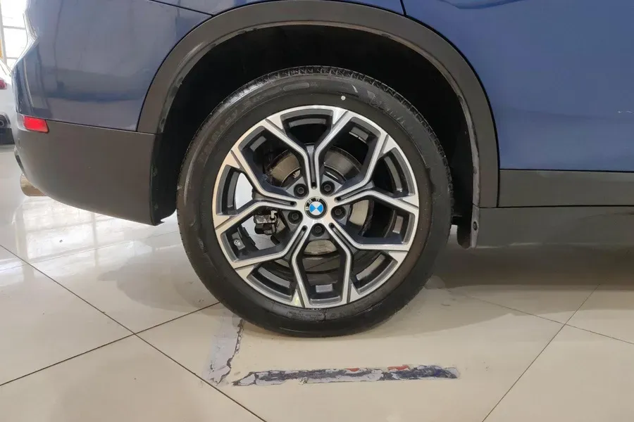 2022 BMW X1 2.0T 192HP L4 7DCT,autocango,china used car exporter,china ev exporter,chinese used car exporter,chinese used ev exporter