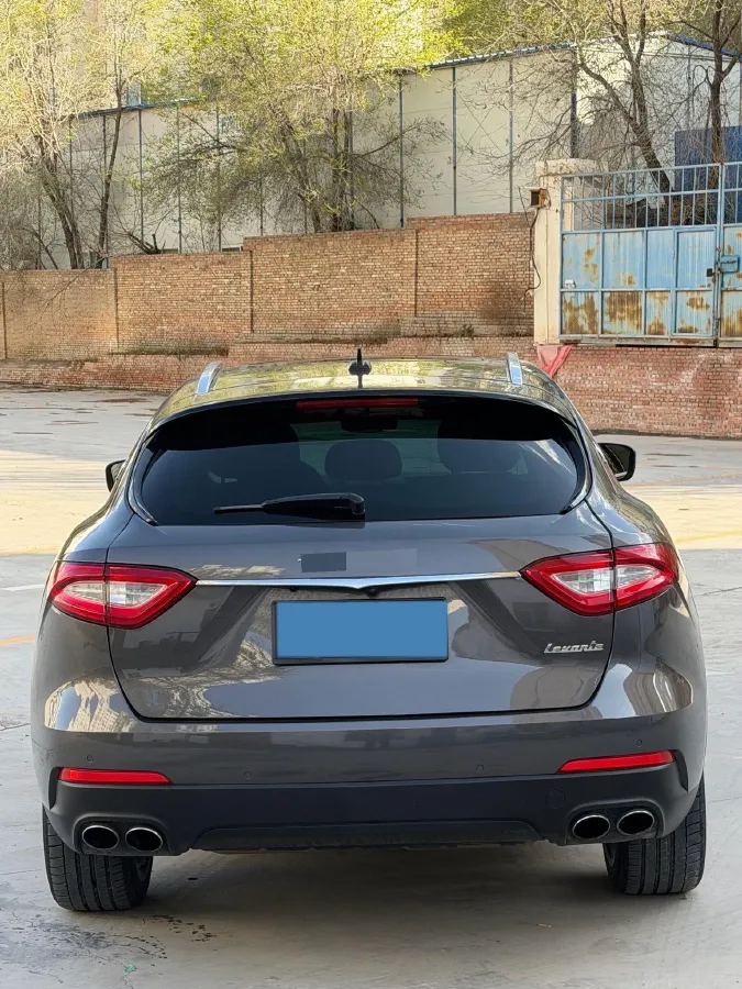 2018 Maserati Levante 3.0T 350HP V6 8AT,autocango,china used car exporter,china ev exporter,chinese used car exporter,chinese used ev exporter