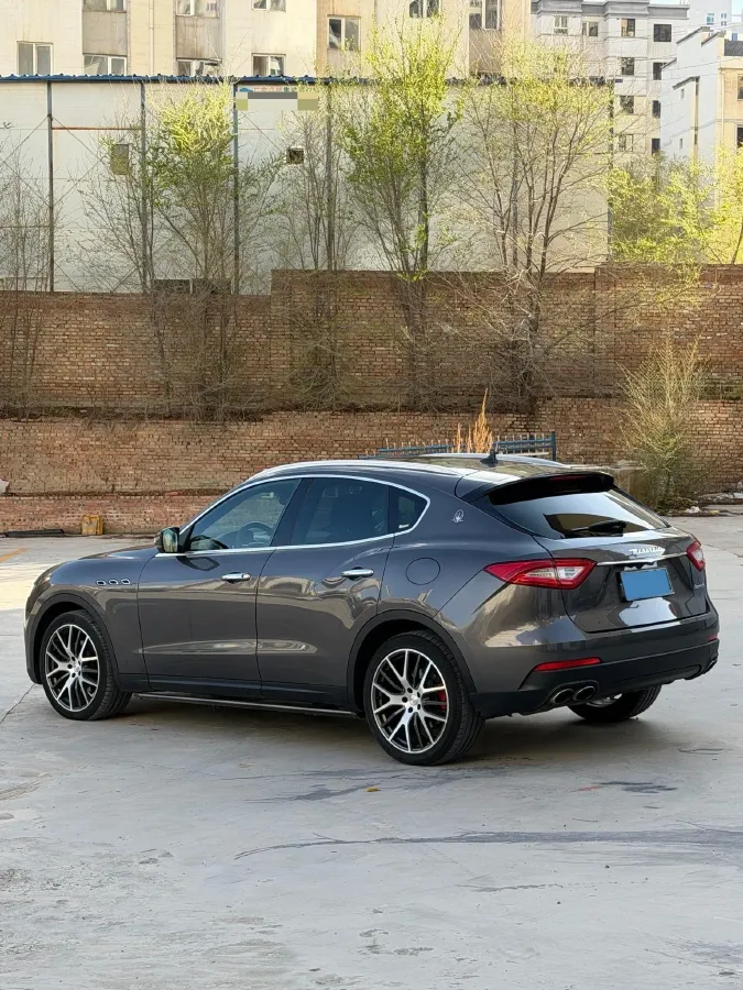 2018 Maserati Levante 3.0T 350HP V6 8AT,autocango,china used car exporter,china ev exporter,chinese used car exporter,chinese used ev exporter