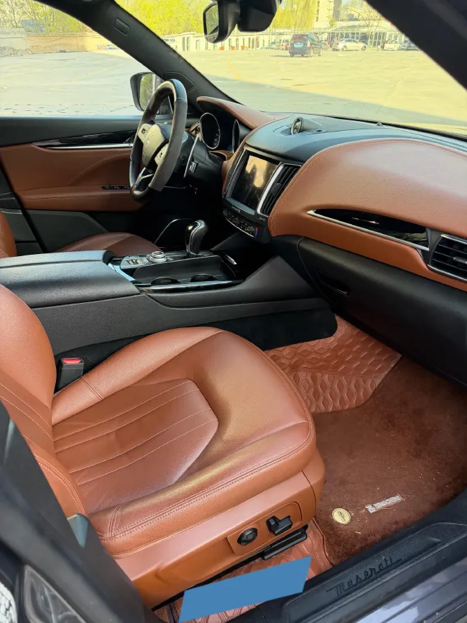 2018 Maserati Levante 3.0T 350HP V6 8AT,autocango,china used car exporter,china ev exporter,chinese used car exporter,chinese used ev exporter