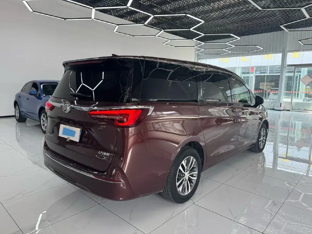 2021 Buick GL8 2.0T 237HP L4 9AT,autocango,china used car exporter,china ev exporter,chinese used car exporter,chinese used ev exporter