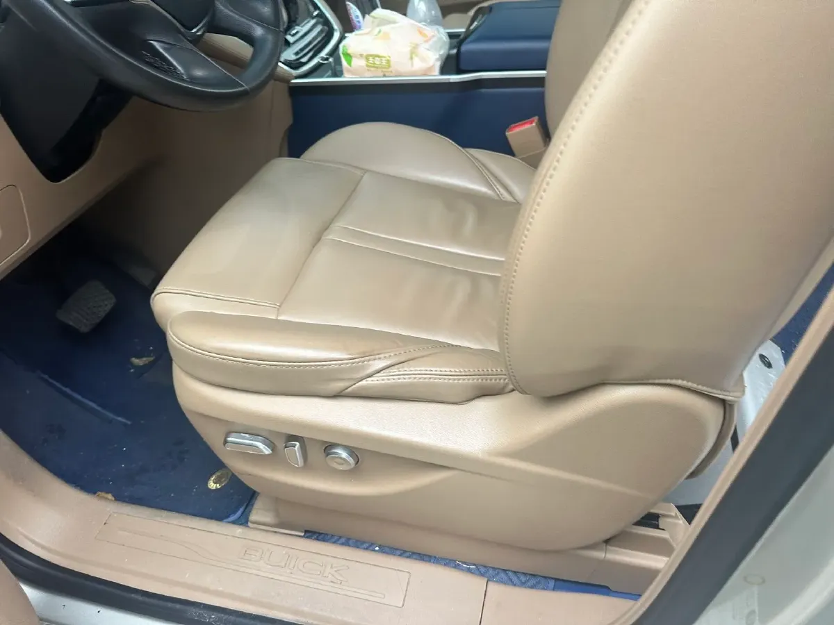 2021 Buick GL8 2.0T 237HP L4 9AT,autocango,china used car exporter,china ev exporter,chinese used car exporter,chinese used ev exporter