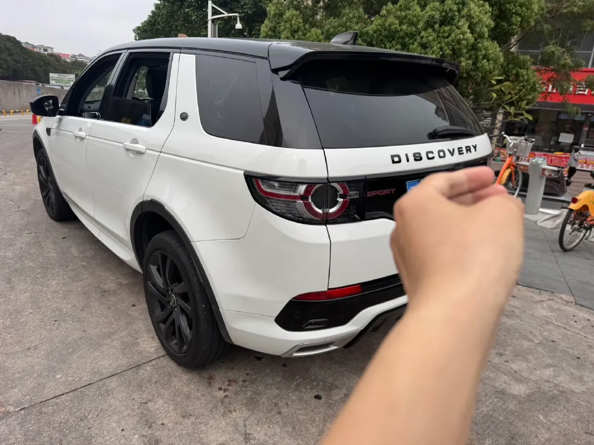 2019 Land Rover Discovery Sport 2.0T 241HP L4 9AT,autocango,china used car exporter,china ev exporter,chinese used car exporter,chinese used ev exporter