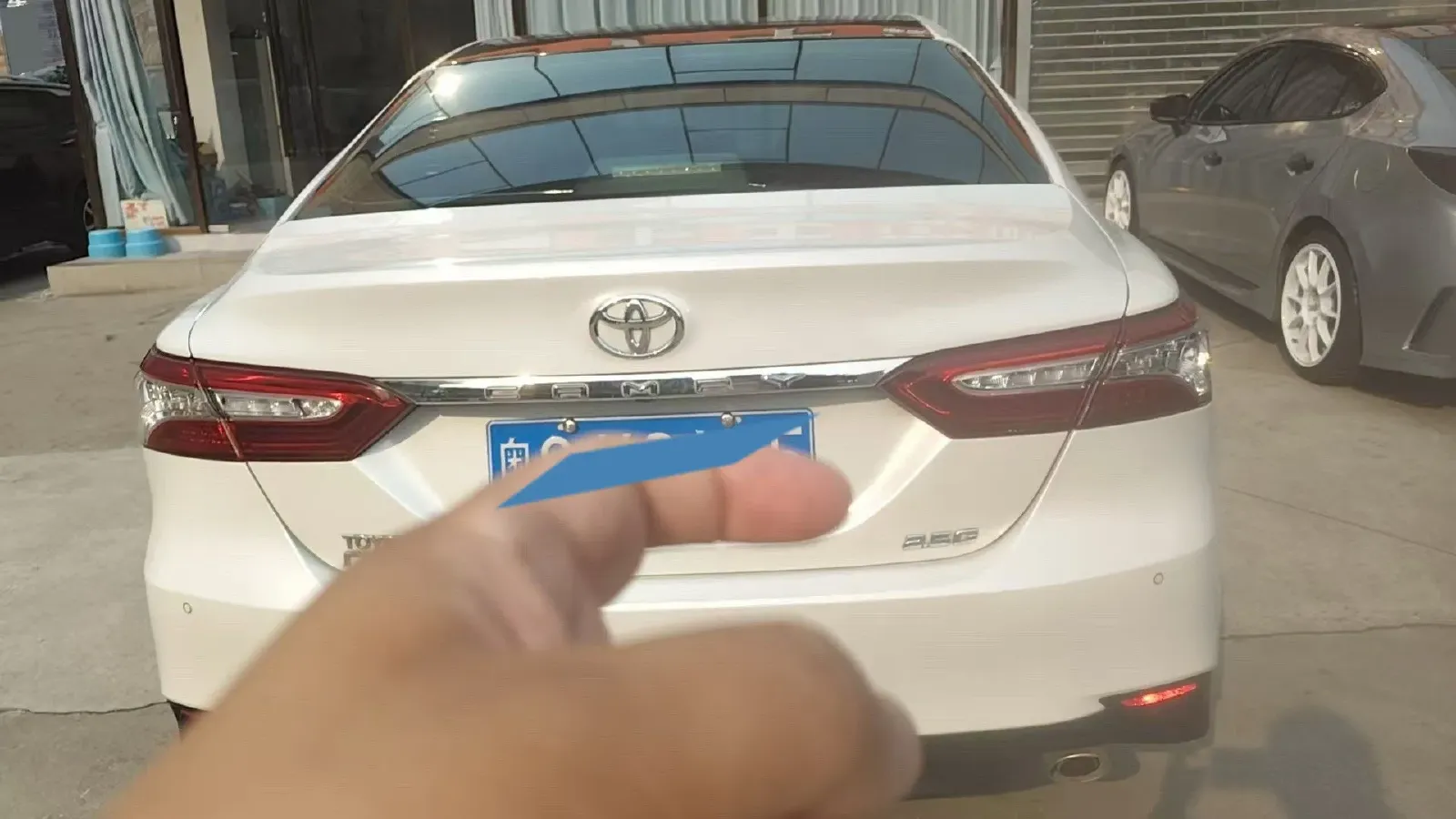 2018 Toyota Camry 2.5L 209HP L4 8AT,autocango,china used car exporter,china ev exporter,chinese used car exporter,chinese used ev exporter