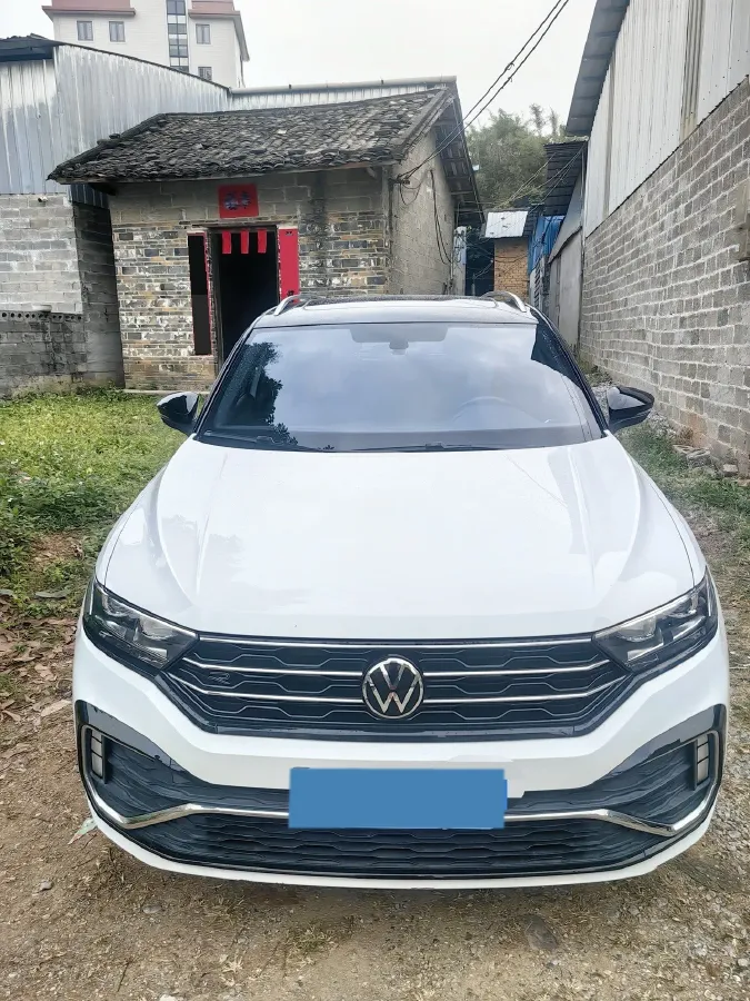 2022 Volkswagen T-Roc 1.4T 150HP L4 7DCT,autocango,china used car exporter,china ev exporter,chinese used car exporter,chinese used ev exporter