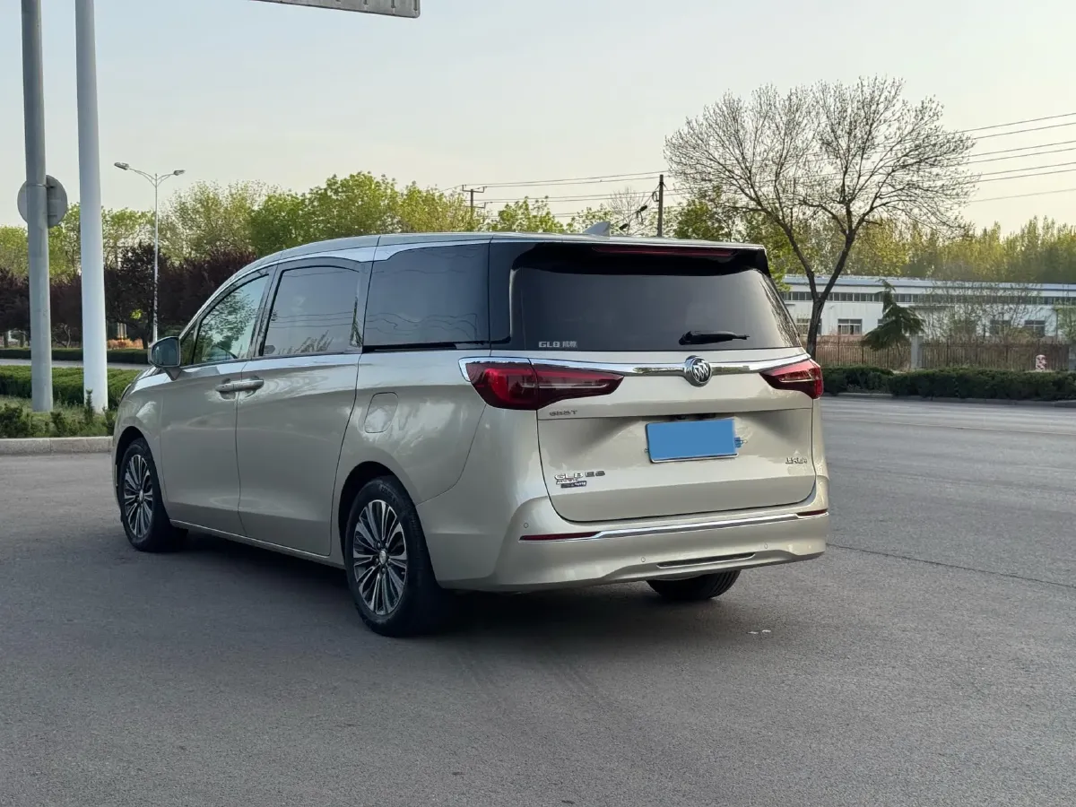 2021 Buick GL8 2.0T 237HP L4 9AT,autocango,china used car exporter,china ev exporter,chinese used car exporter,chinese used ev exporter