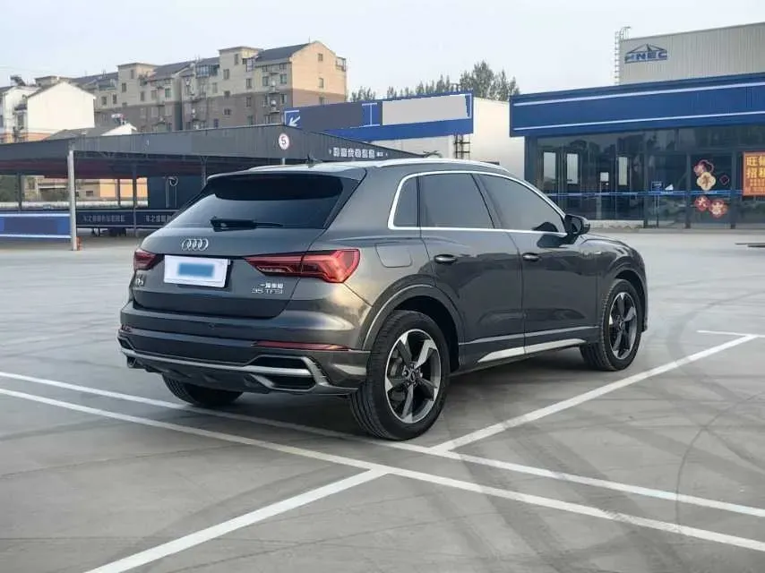 2023 Audi Q3 1.5T 160HP L4 7DCT,autocango,china used car exporter,china ev exporter,chinese used car exporter,chinese used ev exporter