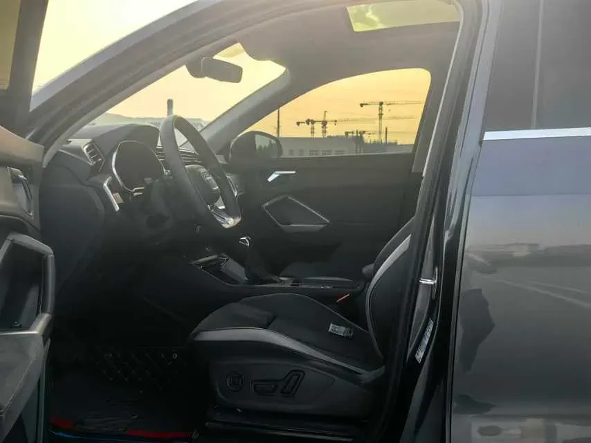 2023 Audi Q3 1.5T 160HP L4 7DCT,autocango,china used car exporter,china ev exporter,chinese used car exporter,chinese used ev exporter