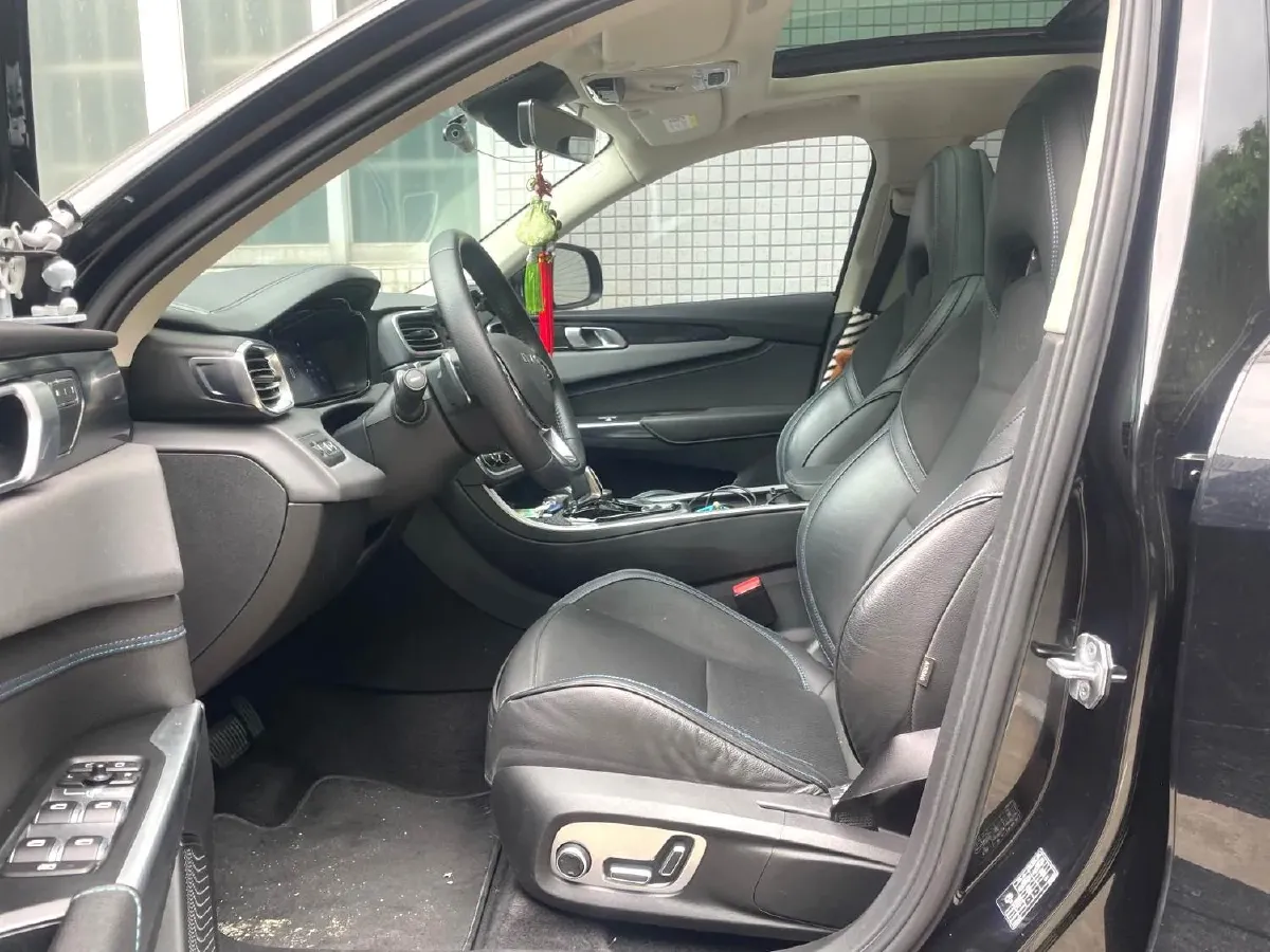 2018 Isuzu Mu-X 3.0T 177HP L4 6AT,autocango,china used car exporter,china ev exporter,chinese used car exporter,chinese used ev exporter