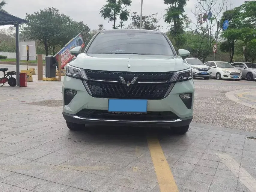 2021 WuLing XingChen 1.5T 147HP L4 CVT,autocango,china used car exporter,china ev exporter,chinese used car exporter,chinese used ev exporter