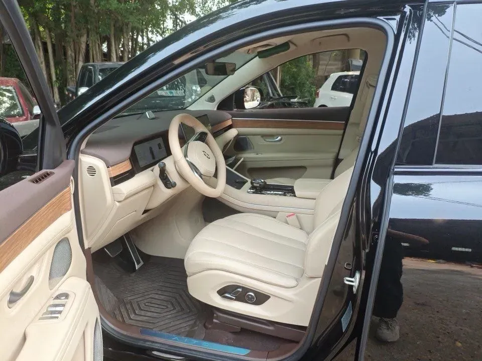 2024 AITO AITO M7 1.5T 152HP L4 REEV 40KWH,autocango,china used car exporter,china ev exporter,chinese used car exporter,chinese used ev exporter