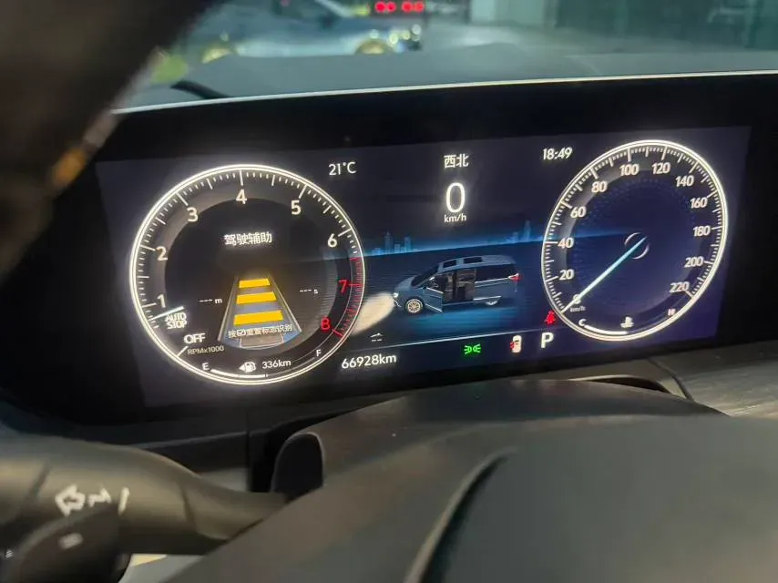 2022 Buick GL8 2.0T 237HP L4 9AT,autocango,china used car exporter,china ev exporter,chinese used car exporter,chinese used ev exporter