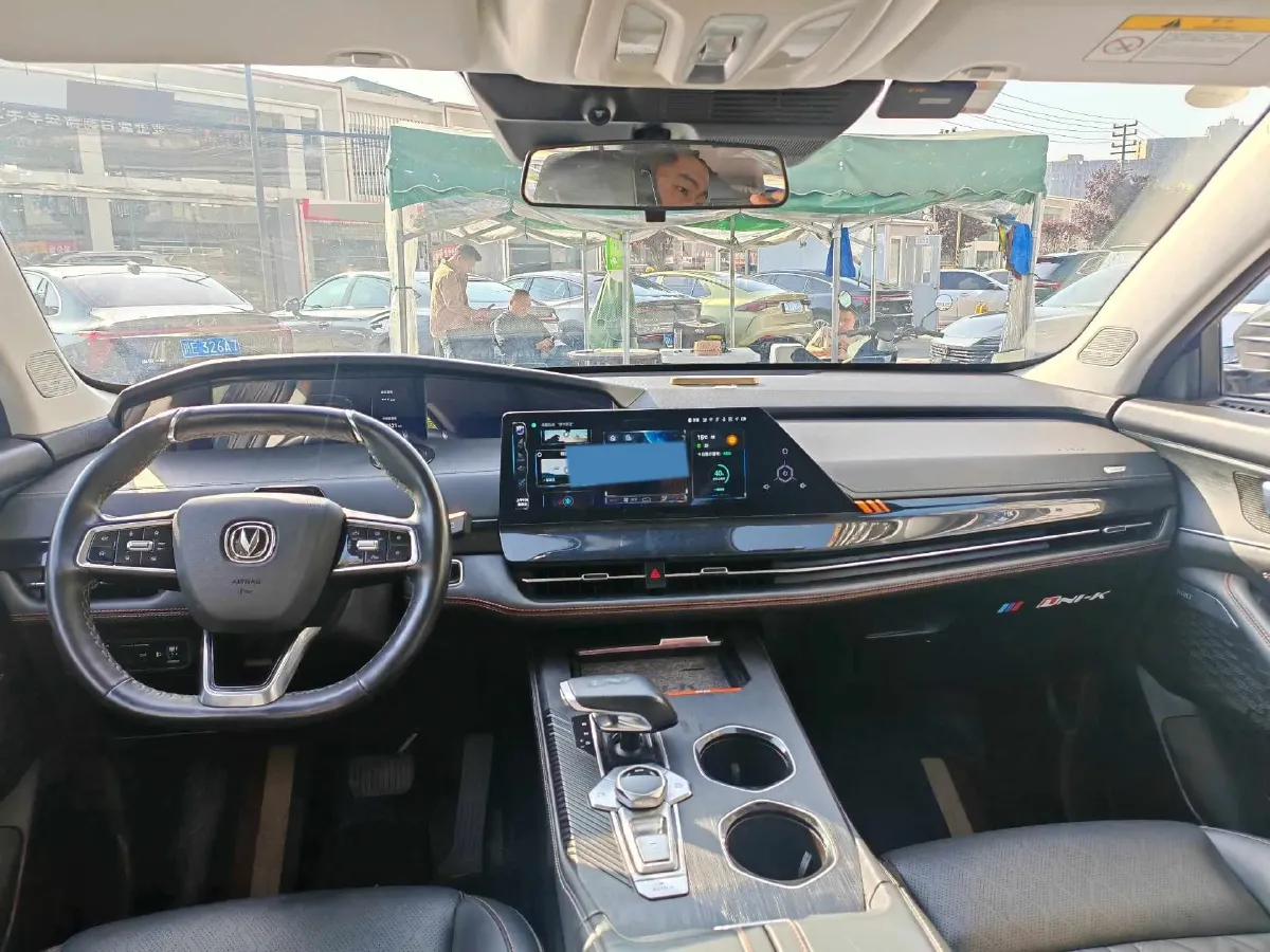 2021 ChangAn UNI-K 2.0T 233HP L4 8AT,autocango,china used car exporter,china ev exporter,chinese used car exporter,chinese used ev exporter