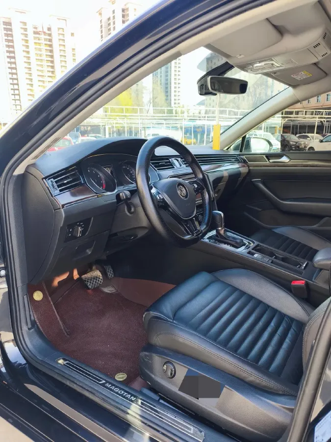 2019 Volkswagen Magotan 2.0T 186HP L4 7DCT,autocango,china used car exporter,china ev exporter,chinese used car exporter,chinese used ev exporter
