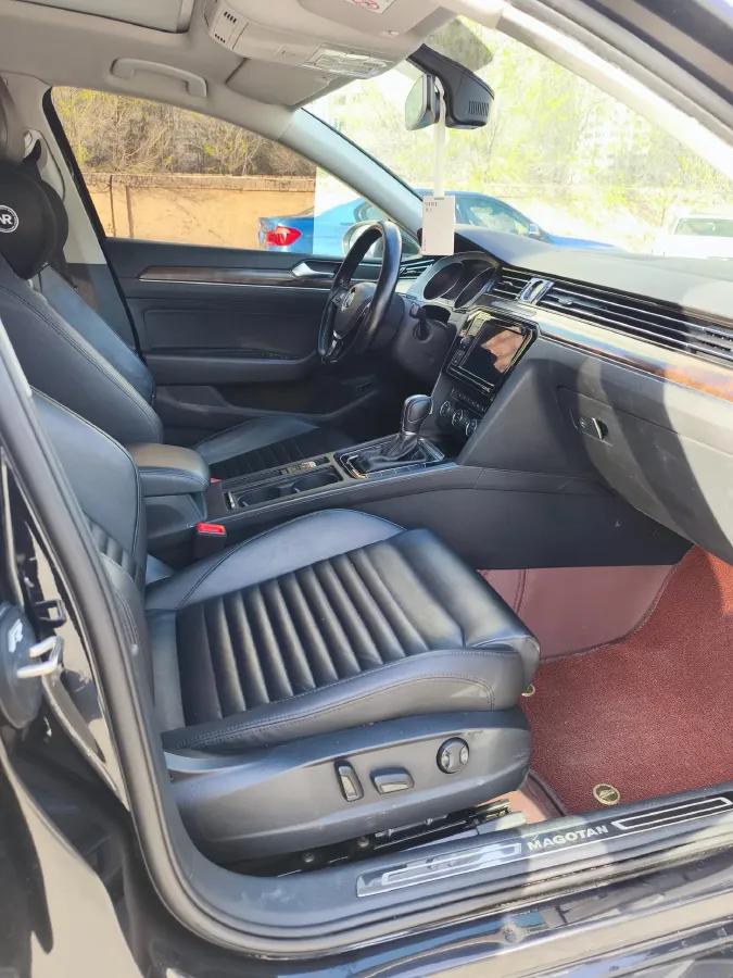 2019 Volkswagen Magotan 2.0T 186HP L4 7DCT,autocango,china used car exporter,china ev exporter,chinese used car exporter,chinese used ev exporter