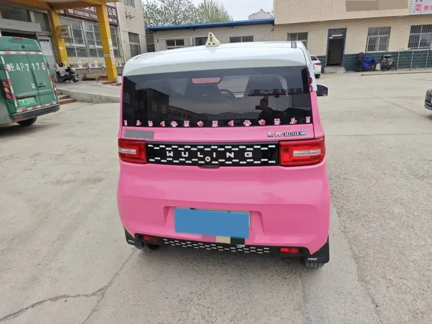 2021 WuLing HongGuang MINI EV BEV 9KWH,autocango,china used car exporter,china ev exporter,chinese used car exporter,chinese used ev exporter