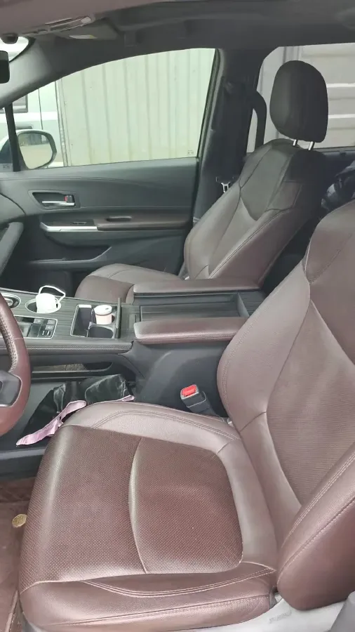 2023 Toyota Sienna 2.5L 189HP L4 E-CVT Hybrid,autocango,china used car exporter,china ev exporter,chinese used car exporter,chinese used ev exporter