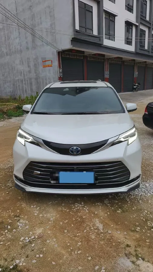 2023 Toyota Sienna 2.5L 189HP L4 E-CVT Hybrid,autocango,china used car exporter,china ev exporter,chinese used car exporter,chinese used ev exporter