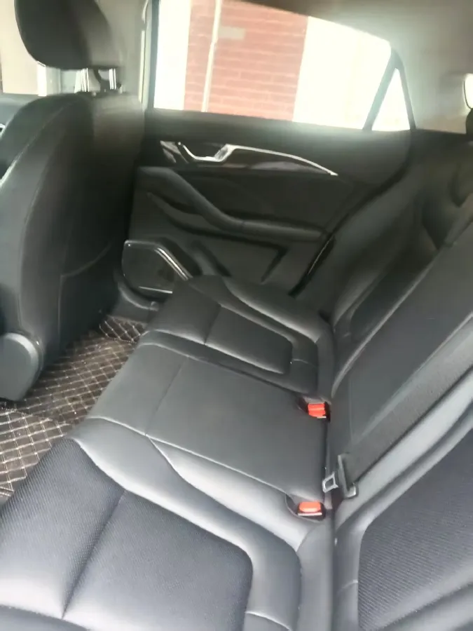 2023 Bestune B70 1.5T 169HP L4 7DCT,autocango,china used car exporter,china ev exporter,chinese used car exporter,chinese used ev exporter