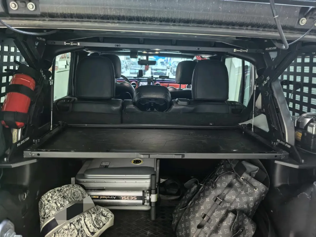 2019 Jeep Wrangler 2.0T 266HP L4 8AT,autocango,china used car exporter,china ev exporter,chinese used car exporter,chinese used ev exporter