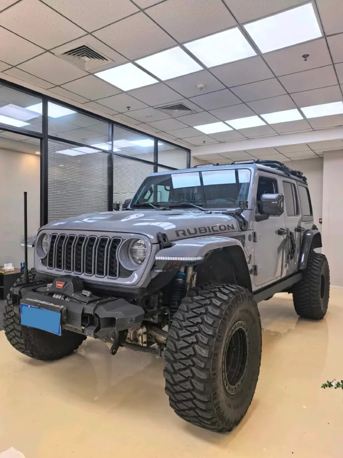 2019 Jeep Wrangler 2.0T 266HP L4 8AT,autocango,china used car exporter,china ev exporter,chinese used car exporter,chinese used ev exporter