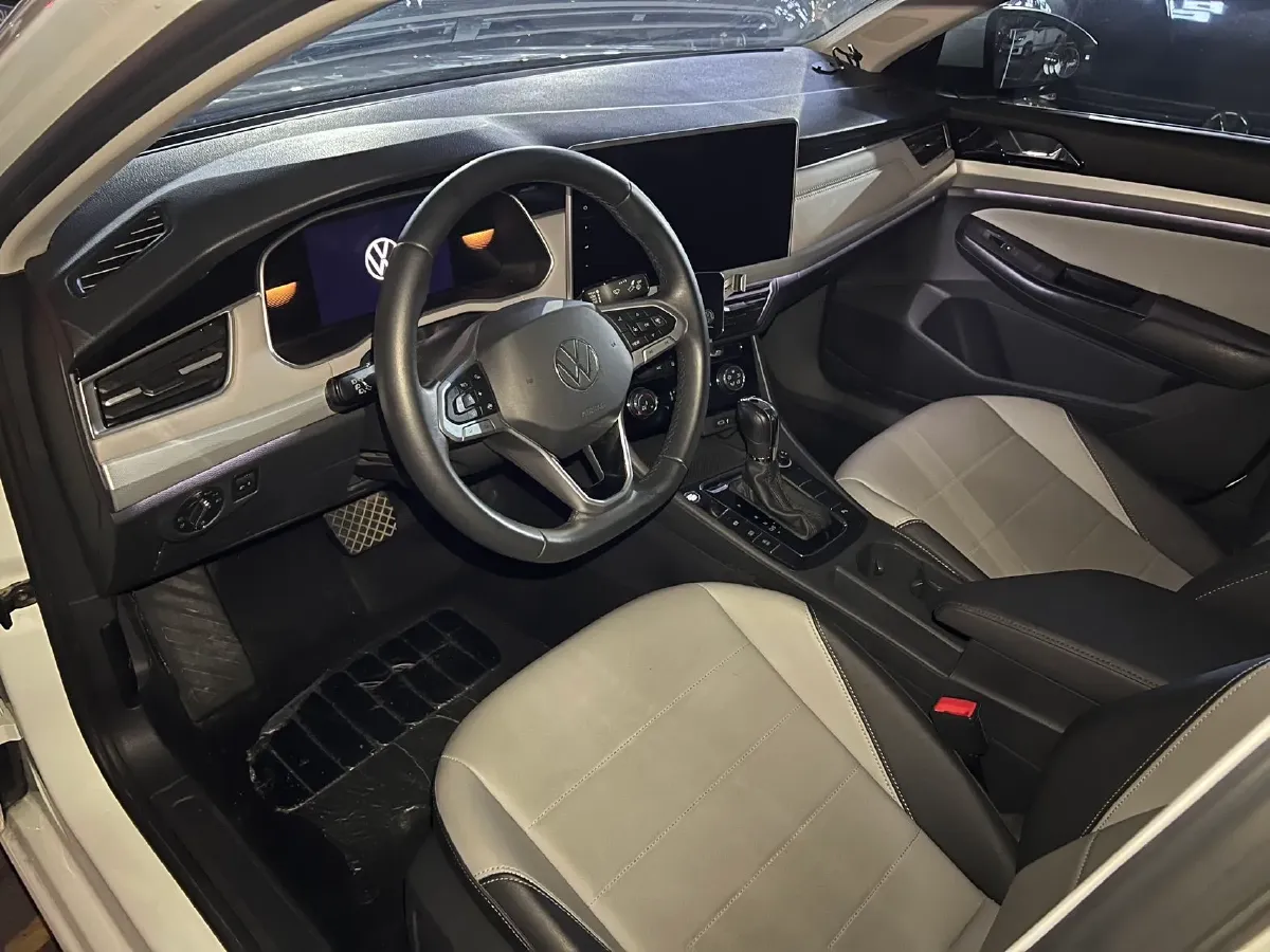 2023 Volkswagen Bora 1.2T 116HP L4 7DCT,autocango,china used car exporter,china ev exporter,chinese used car exporter,chinese used ev exporter