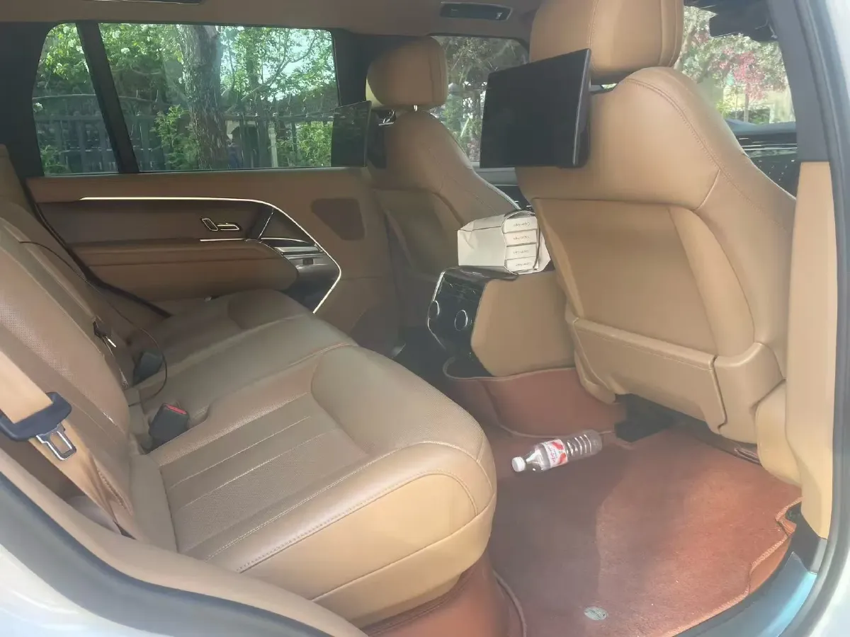 2024 Land Rover Range Rover 3.0T 400HP L6 8AT,autocango,china used car exporter,china ev exporter,chinese used car exporter,chinese used ev exporter