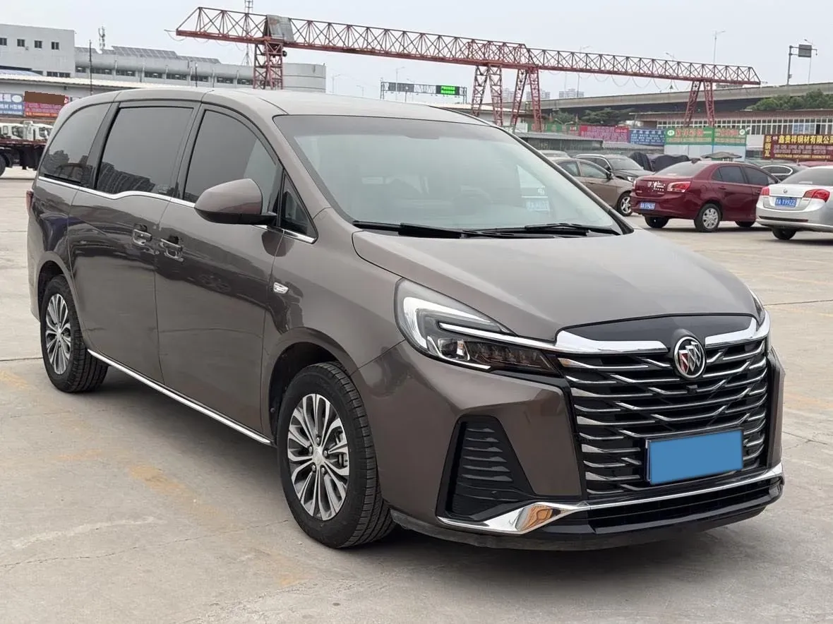 2022 Buick GL8 2.0T 237HP L4 9AT,autocango,china used car exporter,china ev exporter,chinese used car exporter,chinese used ev exporter