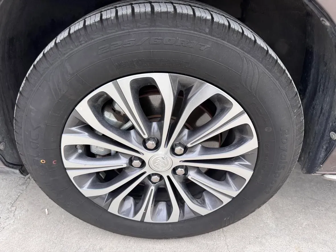 2022 Buick GL8 2.0T 237HP L4 9AT,autocango,china used car exporter,china ev exporter,chinese used car exporter,chinese used ev exporter