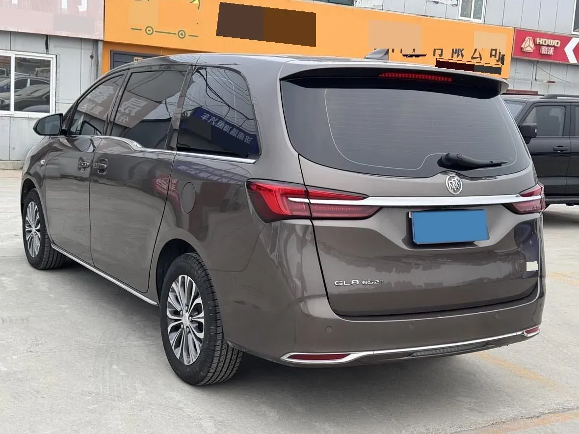 2022 Buick GL8 2.0T 237HP L4 9AT,autocango,china used car exporter,china ev exporter,chinese used car exporter,chinese used ev exporter