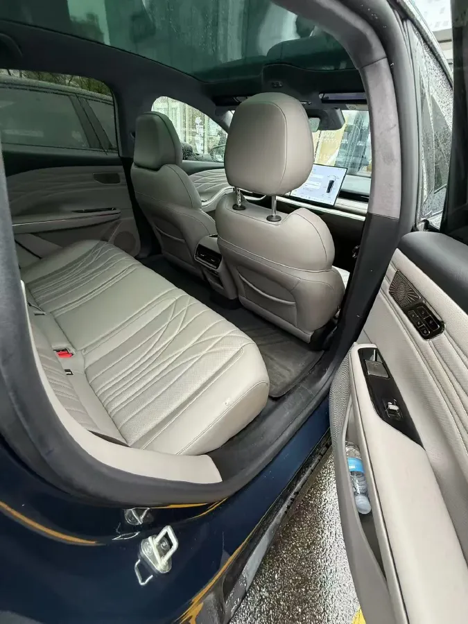 2025 Geely Galaxy Starshine 8 1.5T 163HP L4 3DHT PHEV 27.69KWH,autocango,china used car exporter,china ev exporter,chinese used car exporter,chinese used ev exporter